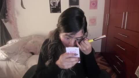 Stephanie  online show from 19, 12, 2025