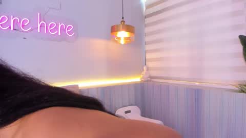 Stephany  online show from 17, 11, 2025