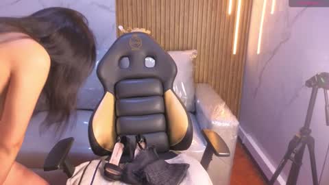 stephany_rodriguez_ online show from 28, 11, 2025