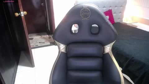 stephany_rodriguez_ online show from 30, 11, 2025