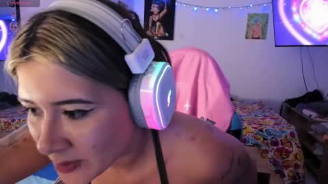 Snapshot of stephany_uwu chatting on 4, 1, 2025 Stephany independient model online show from 4, 1, 2025