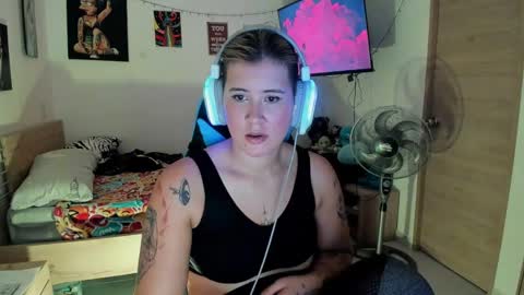 Snapshot of stephany_uwu chatting on 24, 1, 2025 Stephany independient model online show from 24, 1, 2025