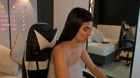 Snapshot of stephanya_ chatting on 16, 10, 2025 S T E P H A N Y A online show from 16, 10, 2025