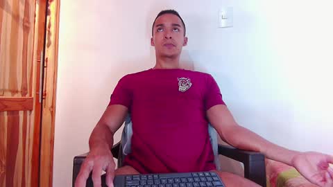 steven_modelo69 online show from 9, 2, 2025
