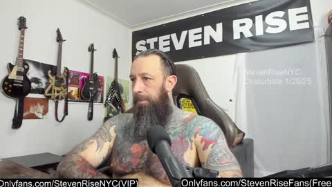 Snapshot of stevenrisenyc chatting on 29, 1, 2025 StevenRiseNYC online show from 29, 1, 2025