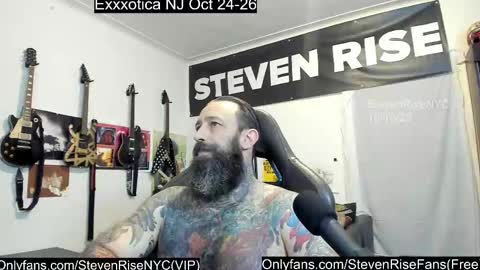 Snapshot of stevenrisenyc chatting on 14, 10, 2025 StevenRiseNYC online show from 14, 10, 2025