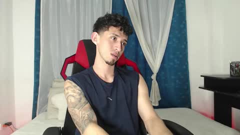 Snapshot of stevensex501 chatting on 16, 11, 2025 steven online show from 16, 11, 2025