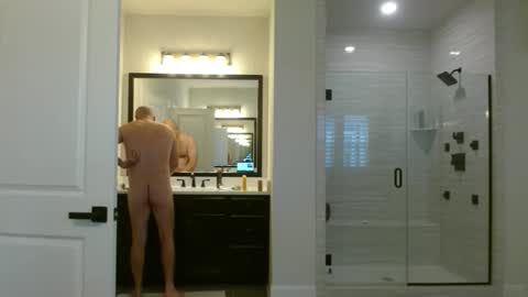 Snapshot of stevepre28 chatting on 19, 11, 2025 stevepre28 online show from 19, 11, 2025