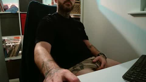 Snapshot of stevie_rae chatting on 12, 11, 2025 stevie_rae online show from 12, 11, 2025