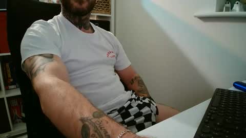 Snapshot of stevie_rae chatting on 15, 11, 2025 stevie_rae online show from 15, 11, 2025