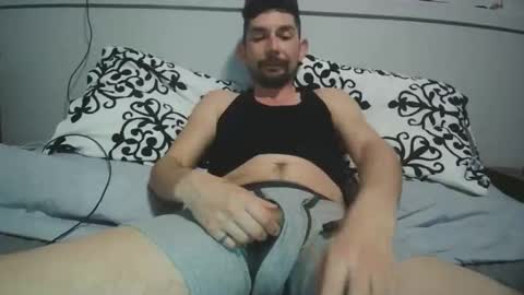 Snapshot of steviecombes01 chatting on 21, 4, 2026 steviecombes01 online show from 21, 4, 2026