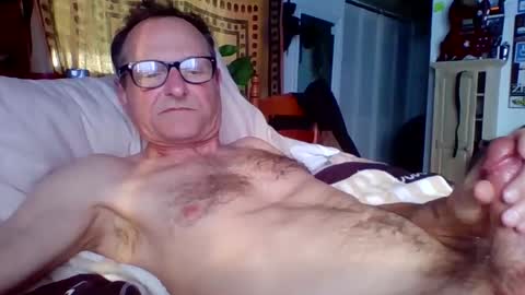 steviehard7 online show from 8, 2, 2025