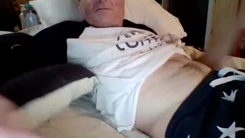 steviehard7 online show from 10, 2, 2025