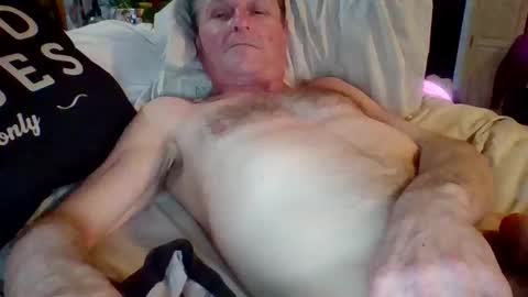 steviehard7 online show from 11, 2, 2025