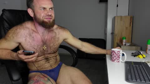 Snapshot of stewart_benzo chatting on 25, 10, 2025 Stewart Barnz online show from 25, 10, 2025