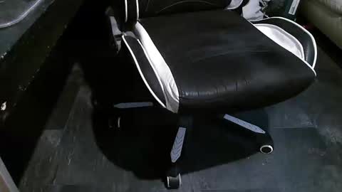 stiffler83pl online show from 5, 11, 2025