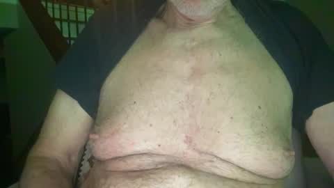 Snapshot of stillbad2 chatting on 10, 1, 2025 Stillbad2 online show from 10, 1, 2025