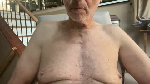 Snapshot of stillbad2 chatting on 10, 1, 2025 Stillbad2 online show from 10, 1, 2025