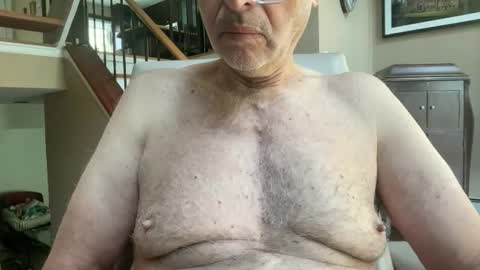 Snapshot of stillbad2 chatting on 6, 11, 2025 Stillbad2 online show from 6, 11, 2025