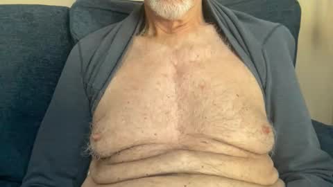 Snapshot of stillbad2 chatting on 16, 12, 2025 Stillbad2 online show from 16, 12, 2025