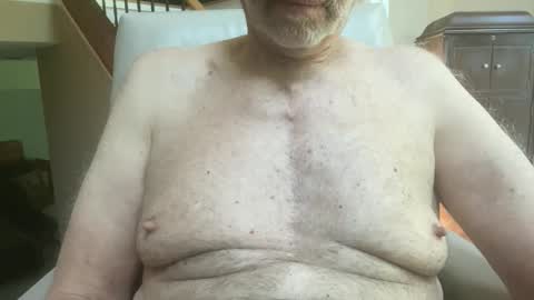 Snapshot of stillbad2 chatting on 18, 5, 2026 Stillbad2 online show from 18, 5, 2026