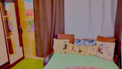 Snapshot of stiphlermomy chatting on 25, 10, 2025 StiphlerMomy online show from 25, 10, 2025