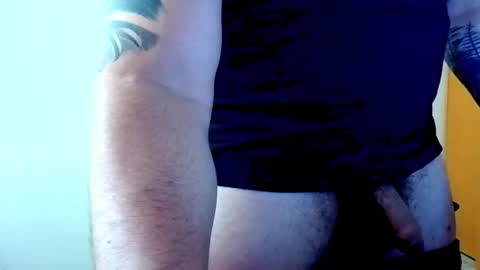 stiven253958 online show from 15, 4, 2026