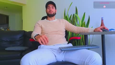 Stiven Montiel online show from 18, 10, 2025