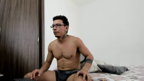 stiven_trainer online show from 8, 7, 2026