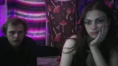 Snapshot of ston3rcouple6928 chatting on 15, 6, 2026 Stonercouple6928 online show from 15, 6, 2026