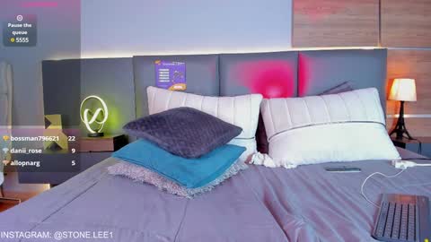 Snapshot of stone_lee_ chatting on 15, 12, 2024 Stone Lee online show from 15, 12, 2024