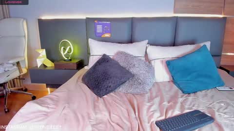 Snapshot of stone_lee_ chatting on 23, 1, 2025 Stone Lee online show from 23, 1, 2025