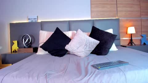 Snapshot of stone_lee_ chatting on 12, 2, 2025 Stone Lee online show from 12, 2, 2025