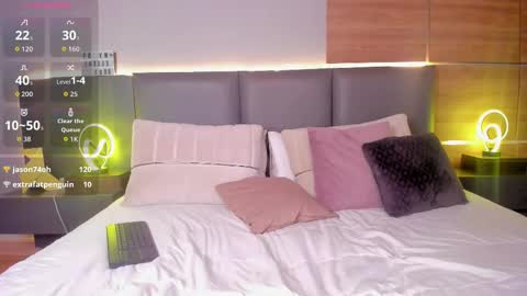 Snapshot of stone_lee_ chatting on 13, 10, 2025 Stone Lee online show from 13, 10, 2025