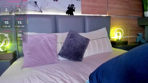 Snapshot of stone_lee_ chatting on 1, 11, 2025 Stone Lee online show from 1, 11, 2025