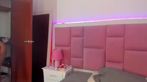 Snapshot of stormihills chatting on 8, 2, 2025 Sweety Stormi online show from 8, 2, 2025