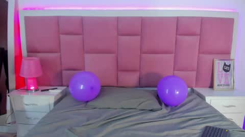 Snapshot of stormihills chatting on 11, 3, 2025 Sweety Stormi online show from 11, 3, 2025