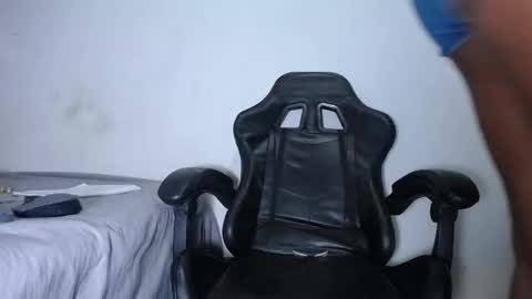 Snapshot of stormiing_18 chatting on 4, 12, 2025 stormiing_18 online show from 4, 12, 2025