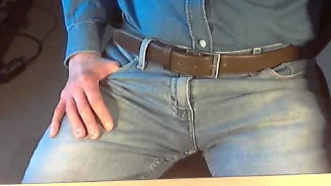 Snapshot of str8_dave chatting on 29, 11, 2025 Dave online show from 29, 11, 2025