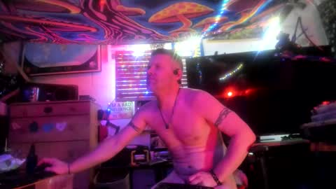Str8 online show from 6, 3, 2026