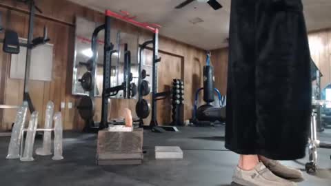 Snapshot of str8pumpnhump chatting on 2, 1, 2025 n8vpumpnhump online show from 2, 1, 2025