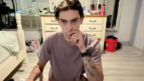 str8whiteboy21 online show from 18, 5, 2026