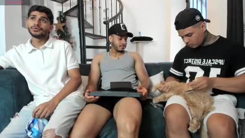 straight__friends online show from 21, 12, 2025