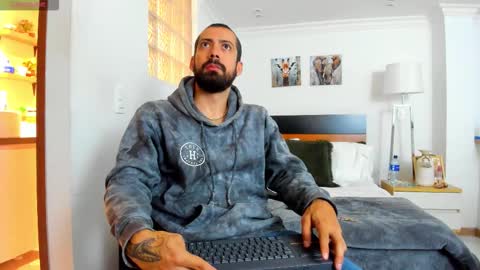 straight__friends online show from 23, 2, 2026