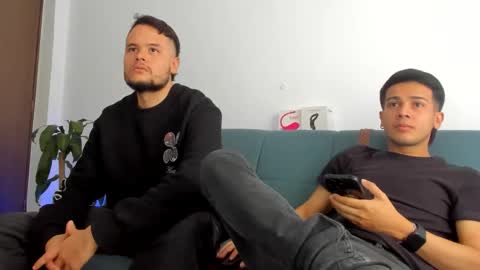 Snapshot of straight_boys_hornys chatting on 29, 11, 2025 straight_boys_hornys online show from 29, 11, 2025