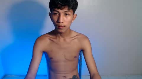 straight_boyx online show from 4, 6, 2026