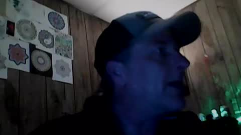 Snapshot of straightmaletouse chatting on 15, 6, 2026 straightmaletouse online show from 15, 6, 2026