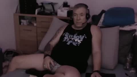 Snapshot of stranger1966 chatting on 23, 10, 2025 Stranger online show from 23, 10, 2025