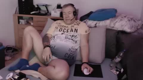 Snapshot of stranger1966 chatting on 29, 10, 2025 Stranger online show from 29, 10, 2025