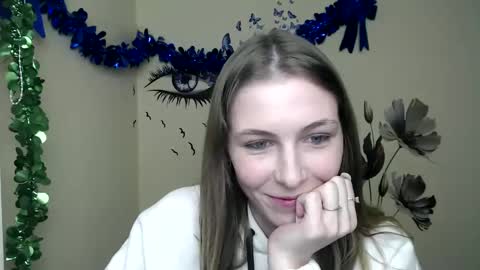 Snapshot of stranger_giirl chatting on 5, 2, 2025 Amalia online show from 5, 2, 2025